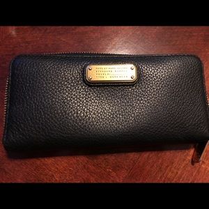 Marc Jacobs Pebble Grain Leather Wallet